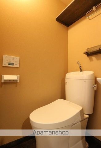 ＪＲ山手線 上野駅 徒歩14分 3階建 築7年のトイレ写真