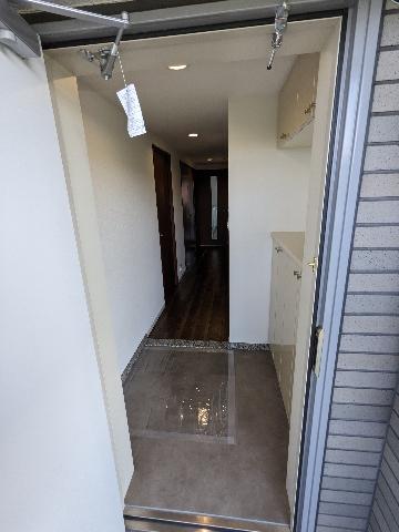 リグランド青葉台の玄関写真