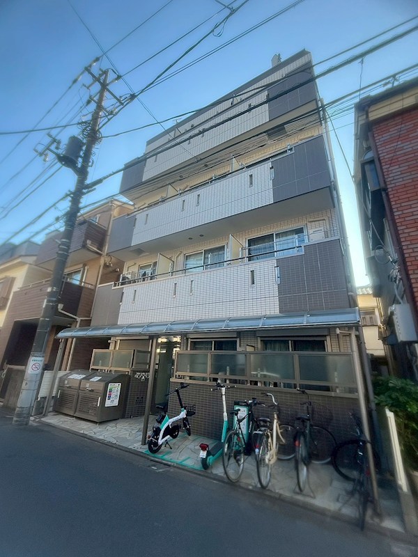 ＪＲ常磐線 北千住駅 徒歩9分 築8年