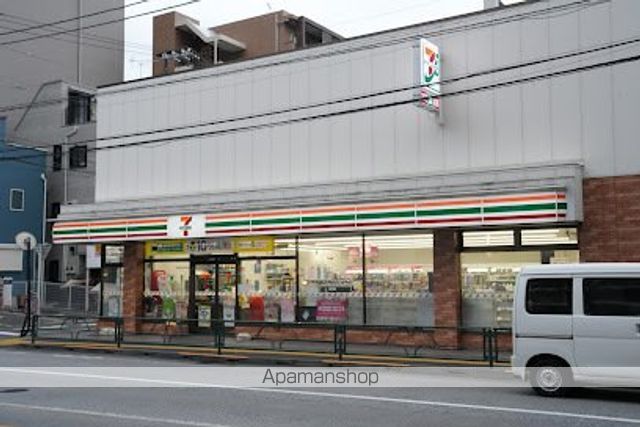 コンビニ　セブン－イレブン文京千石１丁目店（コンビニ）まで326m