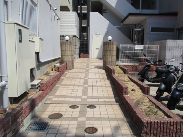 シャトラン弓木弐番館の外観写真