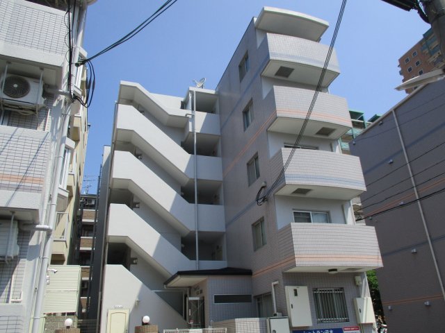 シャトラン弓木弐番館の外観写真
