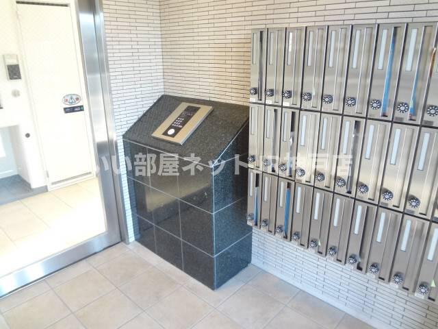 エントランス　エントランス