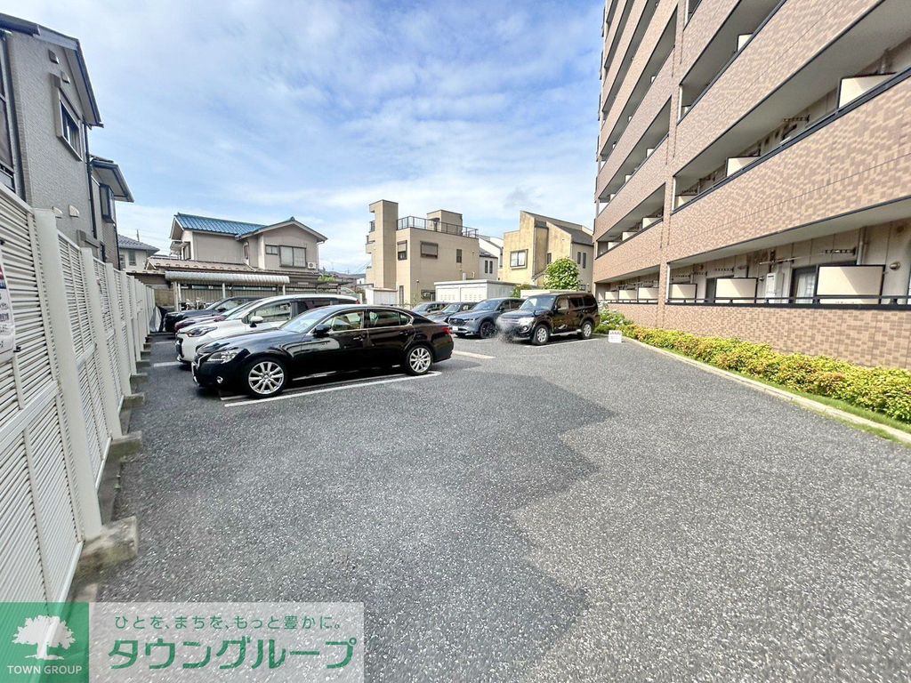 駐車場　駐車場