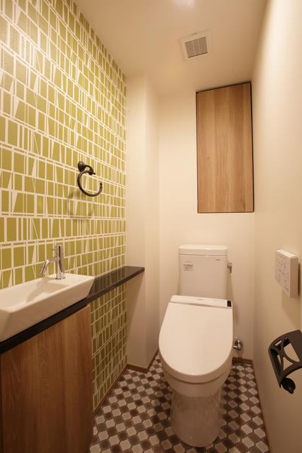 都営三田線 白山駅 徒歩6分 14階建 築8年のトイレ写真