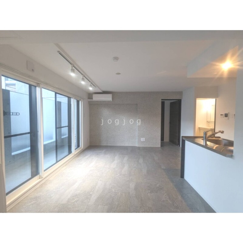 居室・リビング　お洒落なデザイナーズマンションです★