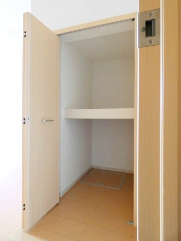収納　図面と現状に相違がある場合には現状を優先
