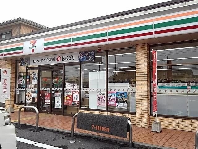 コンビニ　セブンイレブン越谷蒲生愛宕町店（コンビニ）まで152m
