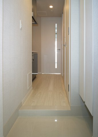 玄関　落ち着いた玄関です