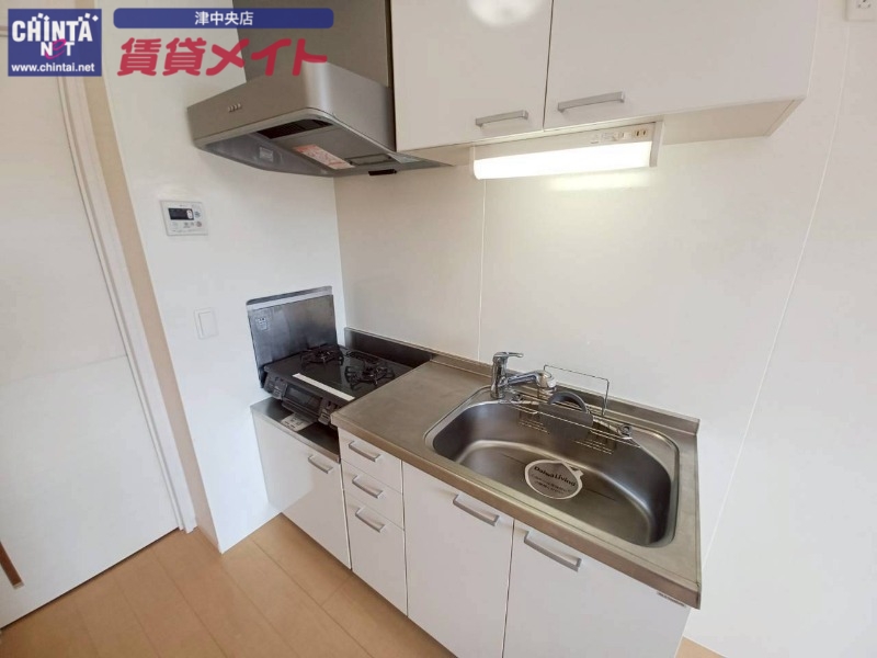 キッチン　同型参考写真