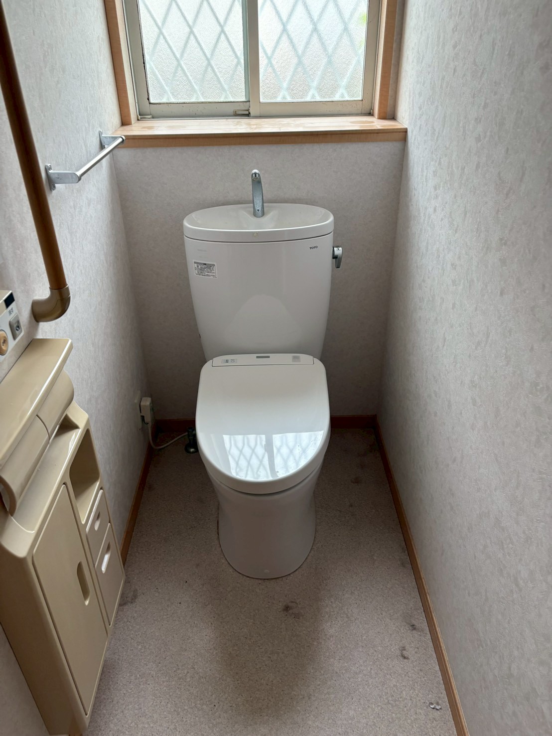 白井市笹塚3丁目戸建のトイレ写真