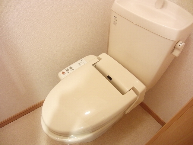 トイレ　図面と現状に相違がある場合には現状を優先