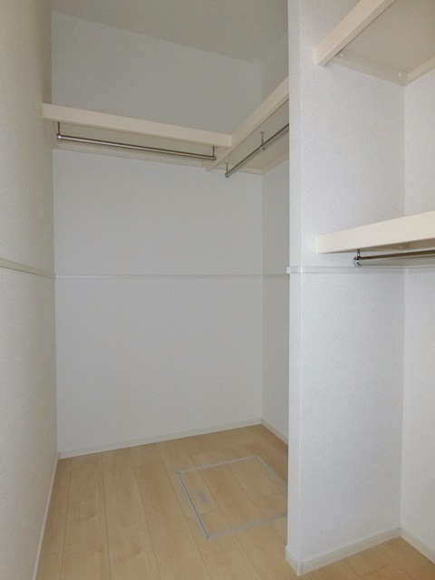 収納　図面と現状に相違がある場合には現状を優先