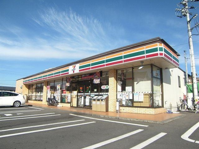 コンビニ　セブンイレブン 越ヶ谷2丁目店（コンビニ）まで560m