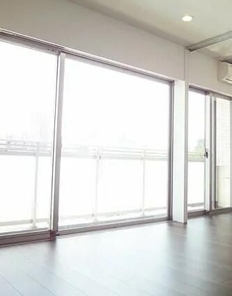 フレンシア南品川の居間写真