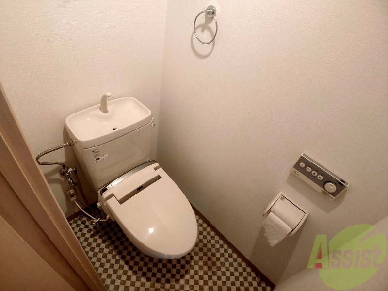トイレ　こちらはトイレです。清潔感があり、安心して使用できます。