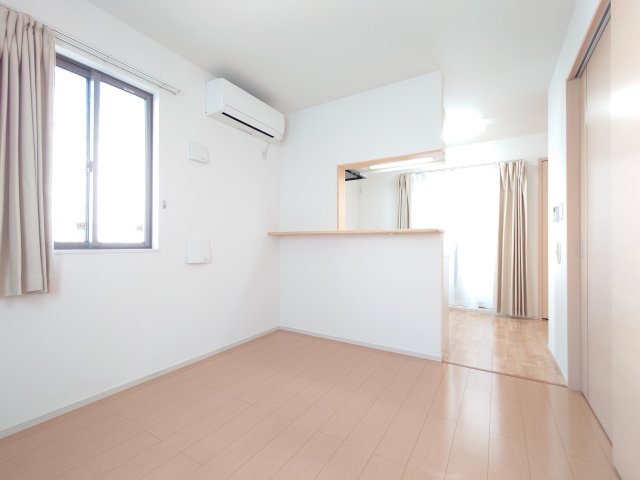 居室・リビング　※他部屋参考写真