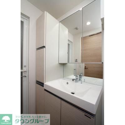 洗面設備　※写真は同タイプ住戸です。