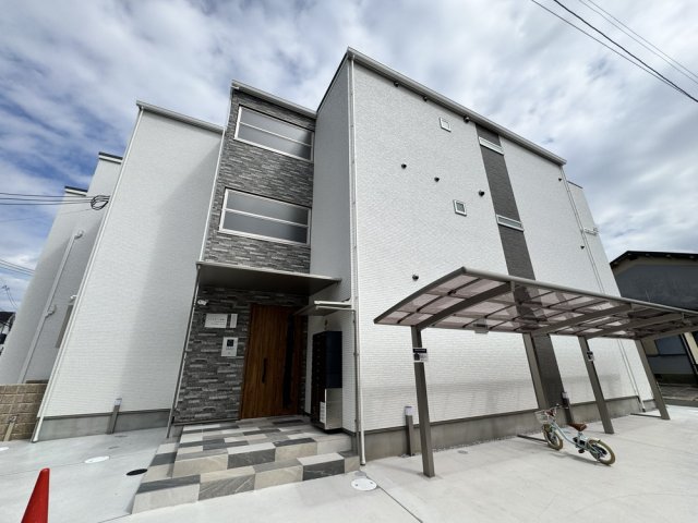 近鉄南大阪線 河内松原駅 徒歩12分 築1年