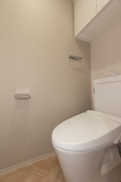 トイレ　落ち着いたトイレです