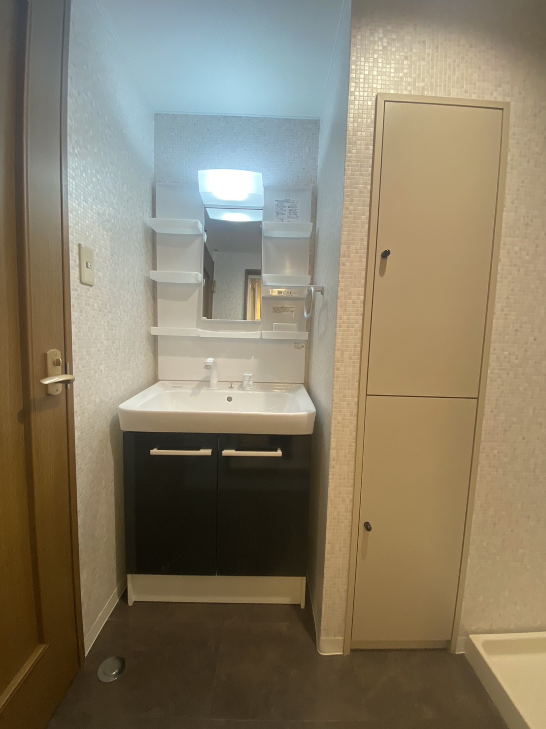 洗面設備　室内洗濯機置き場