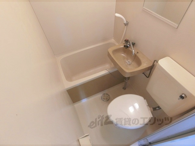 バス・シャワールーム　ユニットバス