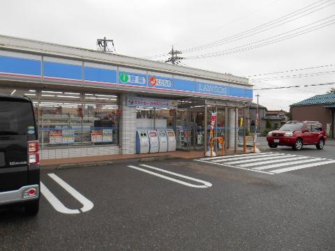 コンビニ　ローソン金沢横川店（コンビニ）まで472m