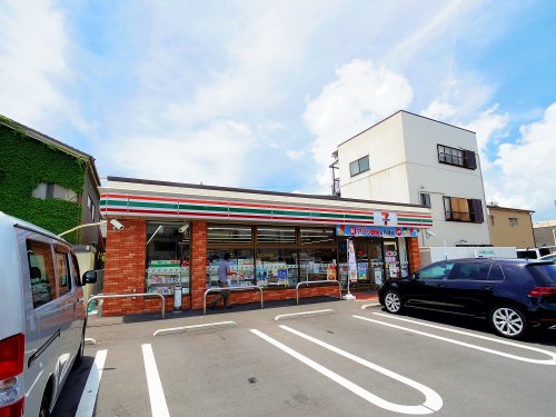 コンビニ　セブンイレブン 静岡二番町店（コンビニ）まで183m