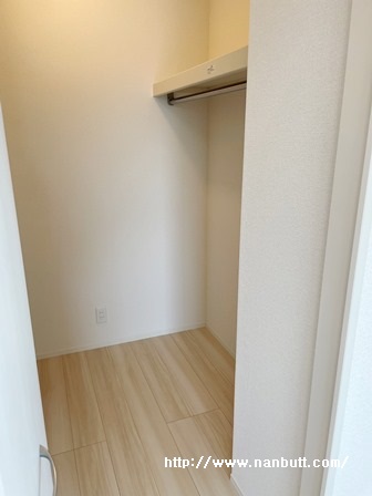 収納　ウォークインクローゼット