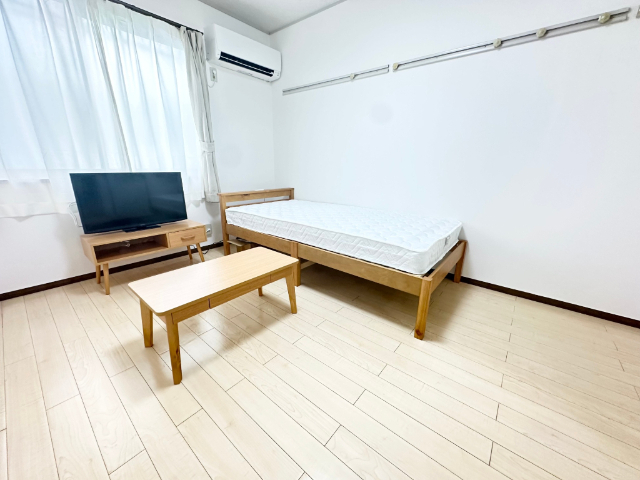 小田急線 経堂駅 徒歩2分 2階建 築38年の居間写真