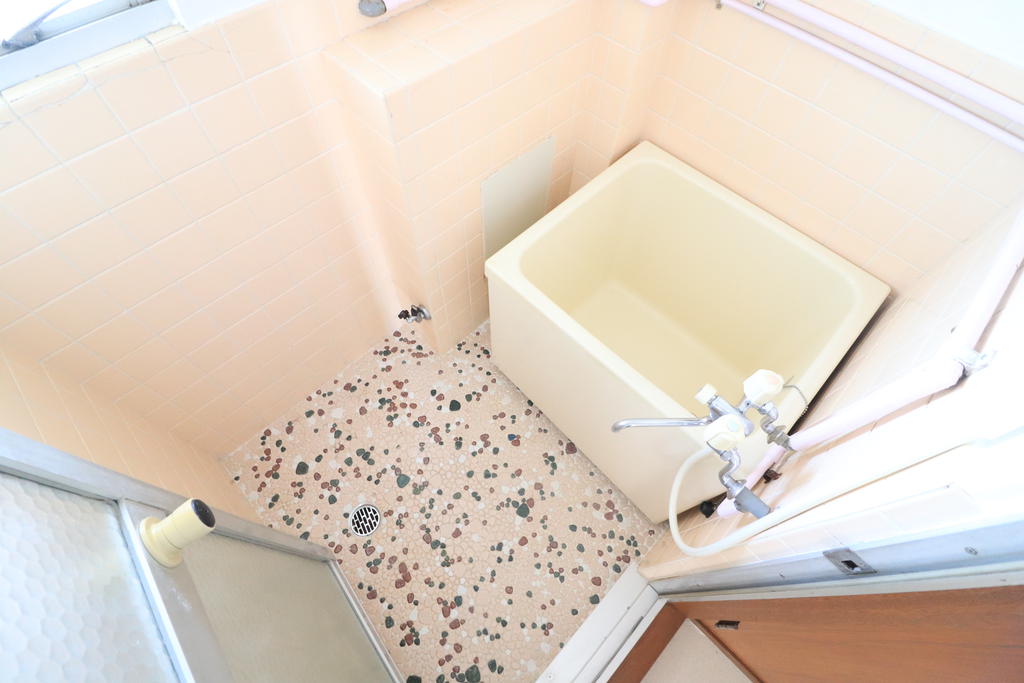 バス・シャワールーム　バスルームです！