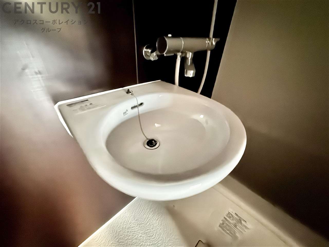 洗面設備　コンパクトな洗面台