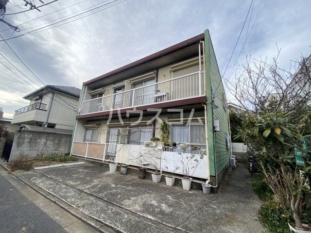 世田谷区東玉川のアパートの建物外観