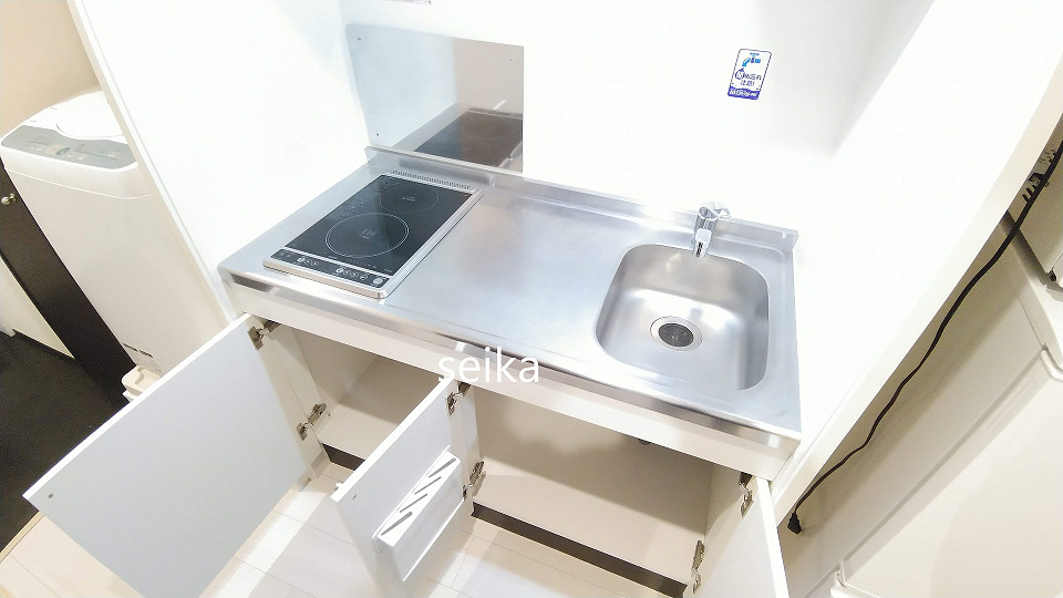 キッチン　同タイプ室内※参考写真　IH&ラジエントヒーターの2口コンロ