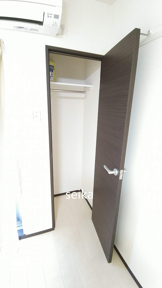 収納　同タイプ室内※参考写真　クローゼット有り