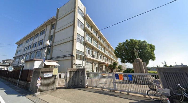 小学校　英賀保小学校（小学校）まで655m