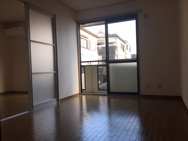 収納　大きな収納で荷物もすっきり片付きます。