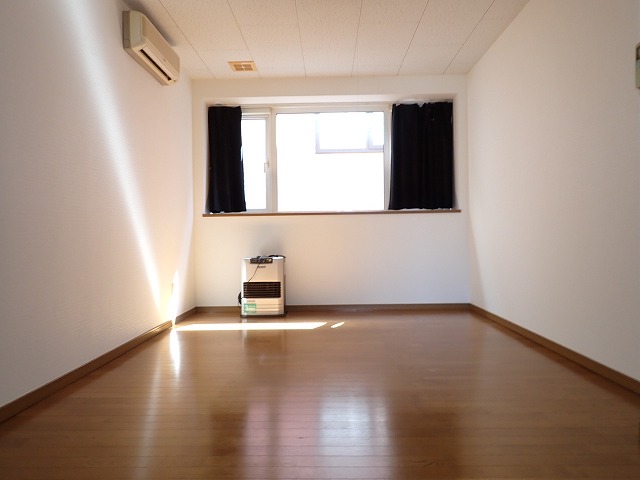 居室・リビング　リビング９．７帖