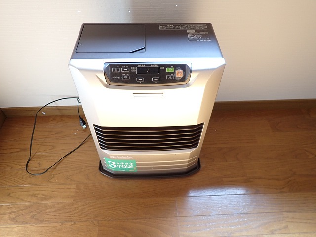 その他　FFストーブ完備