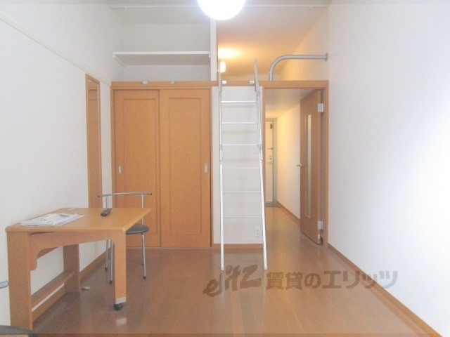 居室・リビング　洋室