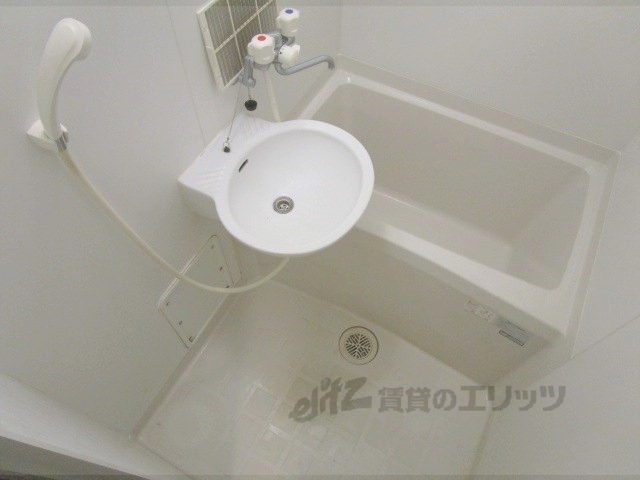 バス・シャワールーム　バス