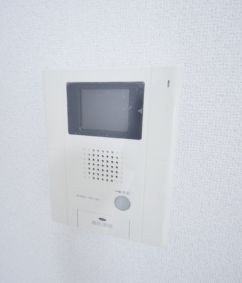 セキュリティ　★モニター付きインターホンで来客時も安心★