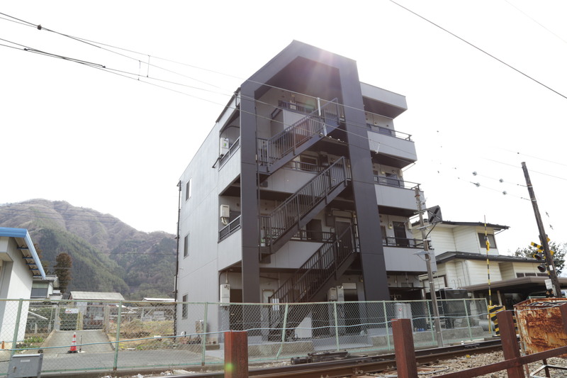 ＣＯＲＤＯＮＡ８の建物外観