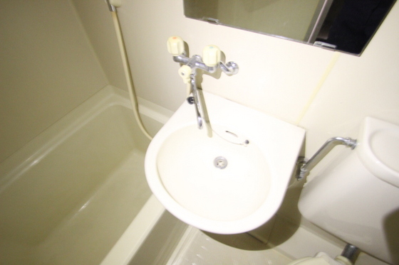 洗面設備　※別部屋の写真です