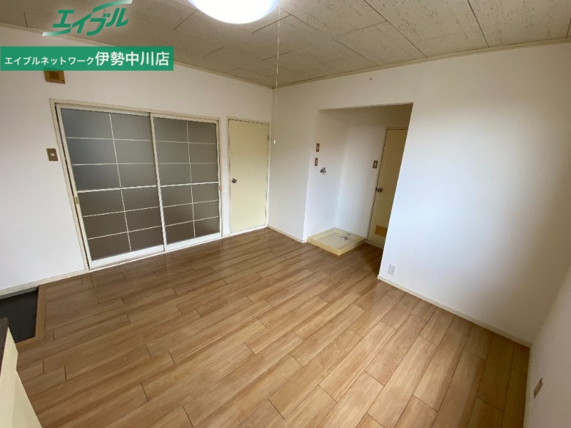 居室・リビング　日当たり良好のリビング