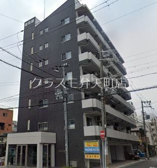 【ボンジュール築港の建物外観】