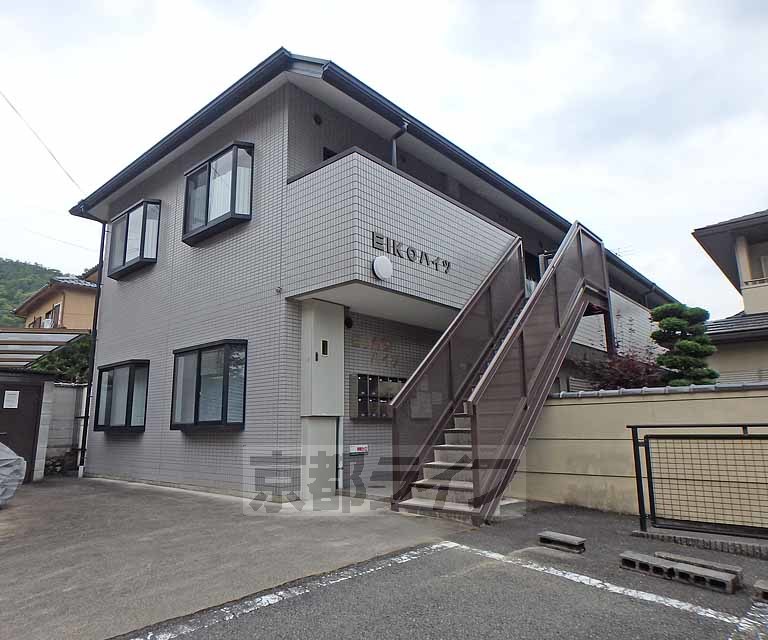 ＥＩＫＯハイツの建物外観