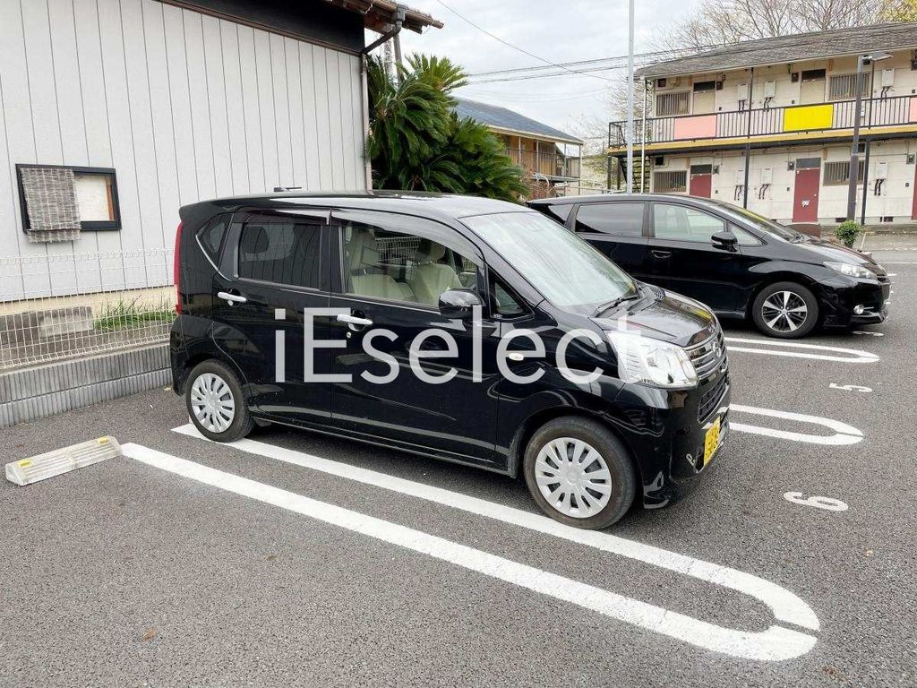 駐車場　敷地内駐車場です