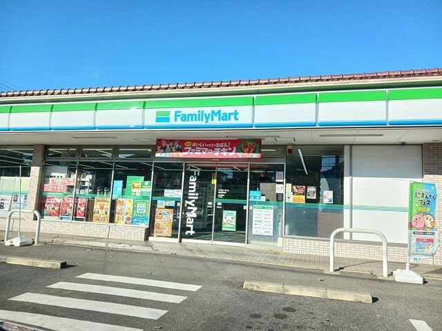 コンビニ　ファミリーマート柏花野井店（コンビニ）まで565m