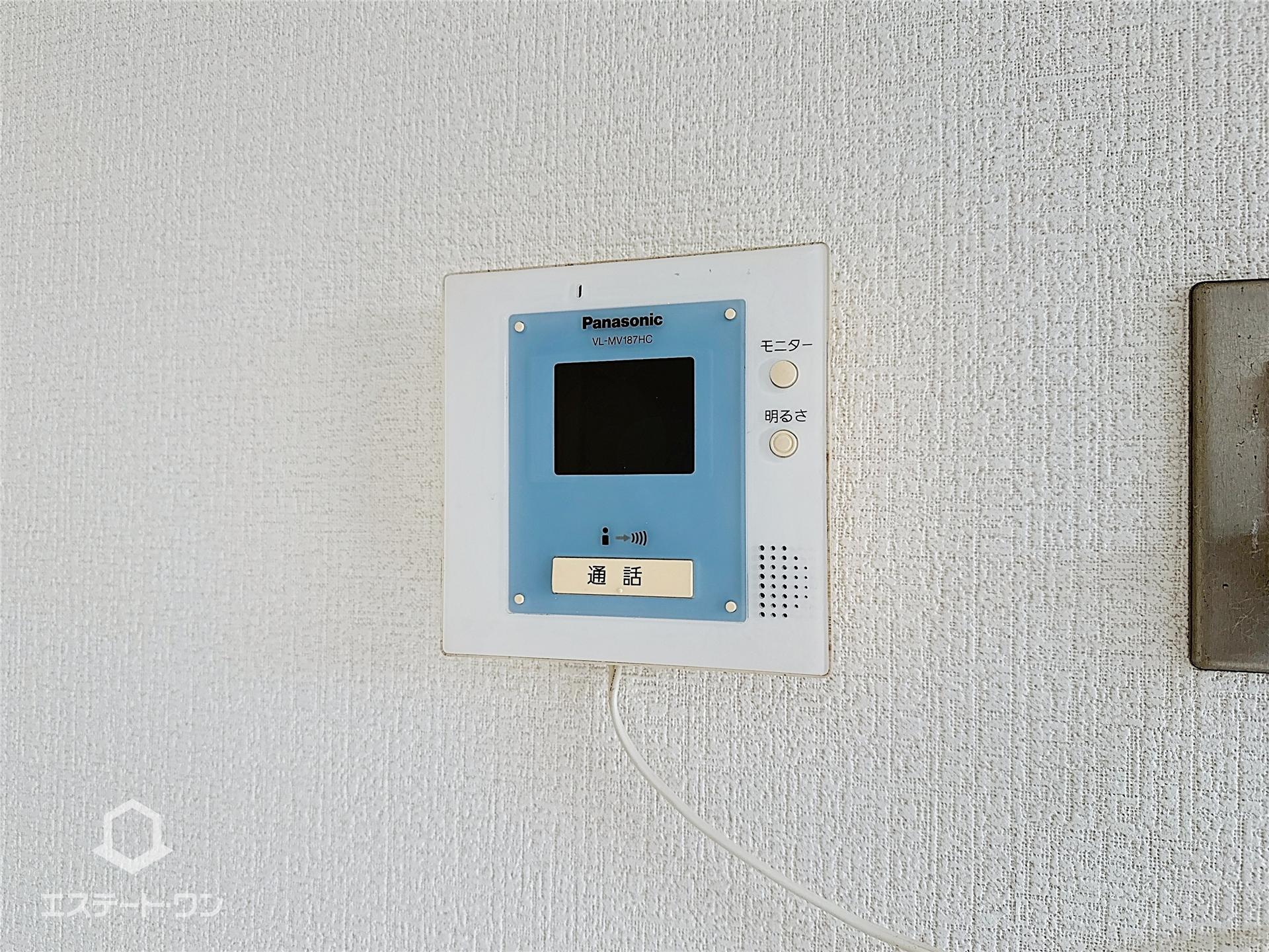 セキュリティ　来客の顔が確認できるモニターホン付きで安心♪